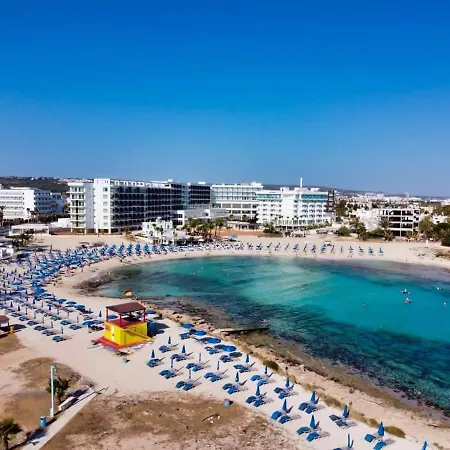 Karistos Αγία Νάπα